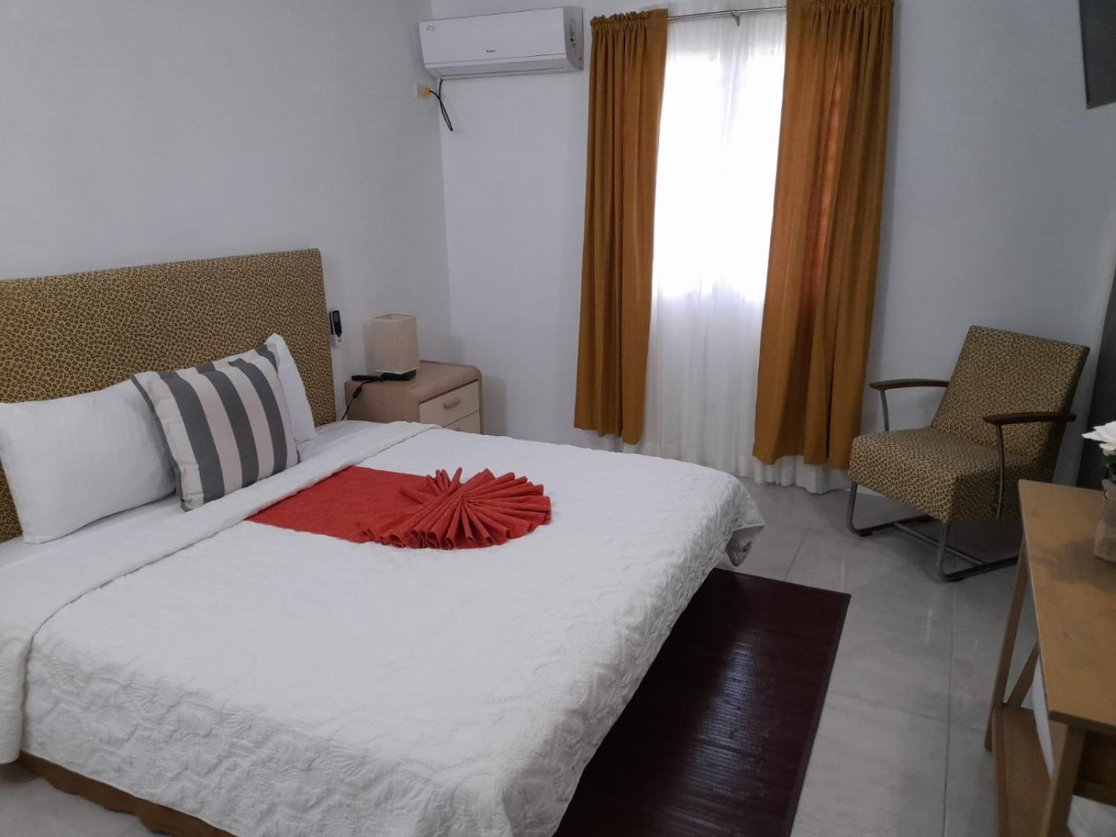 Cattleya Flor Hotel Oranjestad  Exterior photo